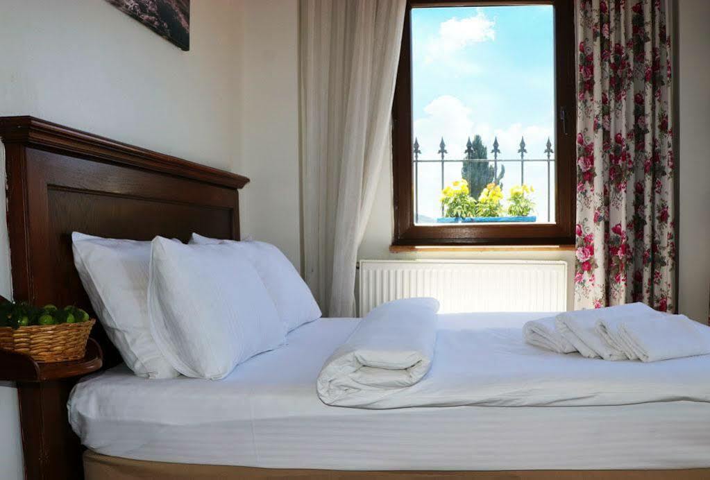 Cunda Nesos Pansiyon Ayvalı Dış mekan fotoğraf